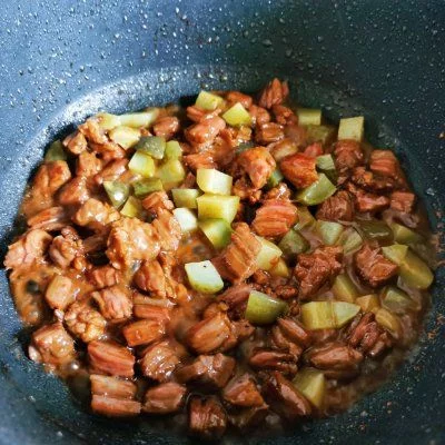 金蒜牛肉粒是怎么吃好吃又简单的做法