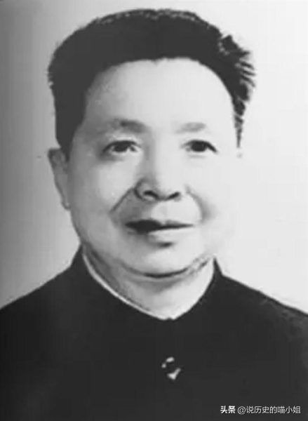 1953年，毛爷爷握住浙江省委书记的手：我认得你，你是那个放牛娃