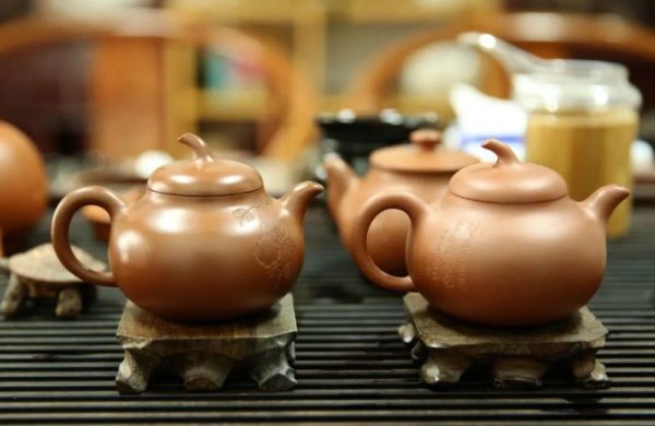 紫砂壶老壶的价值在于壶上的茶垢吗？