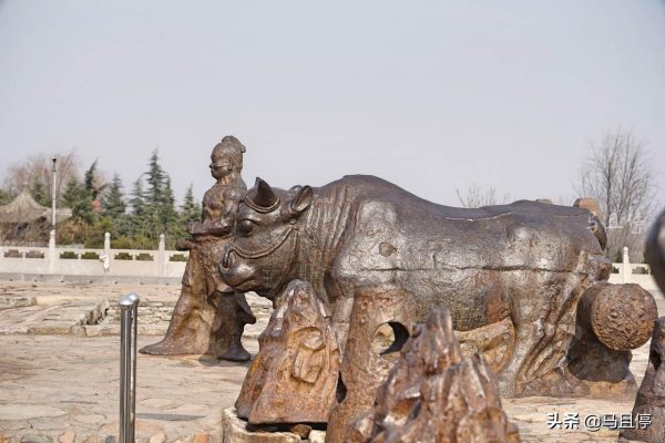 山西4头铁牛为何特别?重30吨千年不损,展示唐代世界一流的造桥术