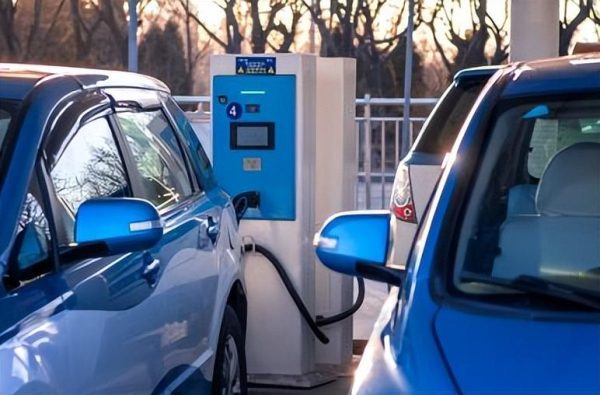号称“0排放”！氢能源车正式进入我国，电动车市场会被冲击吗？