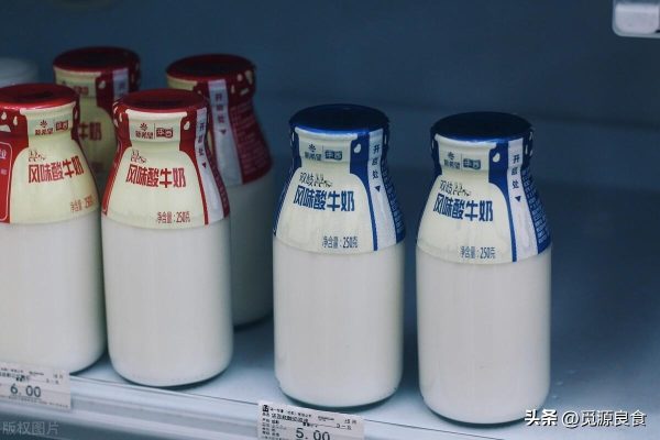 懂行人买牛奶，别光看价格，认准包装“3行字”，挑到健康好牛奶
