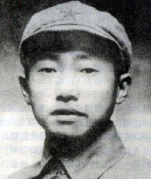 上将彭绍辉：毛泽东真正的老乡，27岁失去一臂，72岁猝然病逝