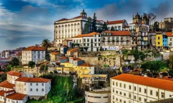 去葡萄牙看房子，住了25天，分享对这个国家的印象和普通人的生活