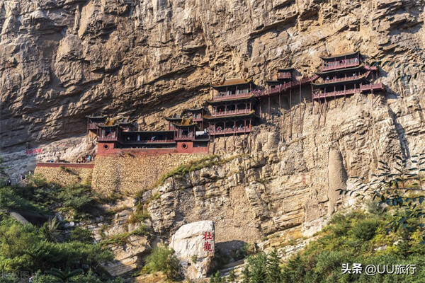 中国十个建在悬崖上的景点，在哪里