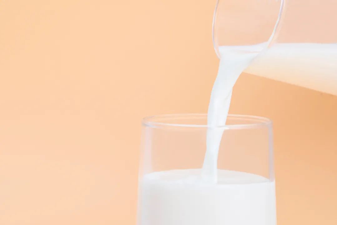 牛奶和酸奶，谁的营养价值更高？